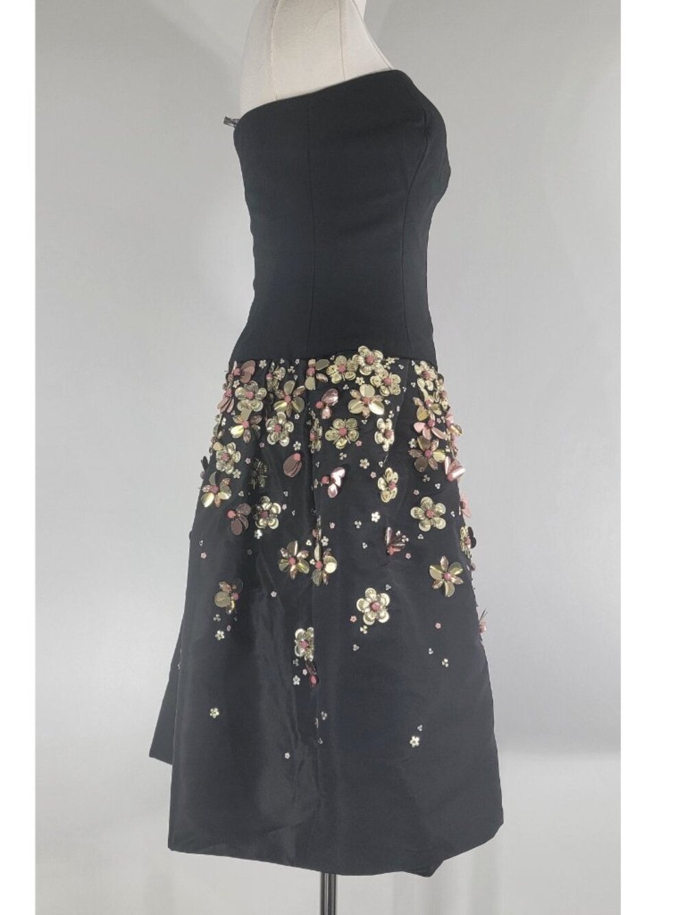 Monique Lhuillier Strapless Embellished Cocktail Dress, Black, Womens Size 6 - Picture 3 of 9